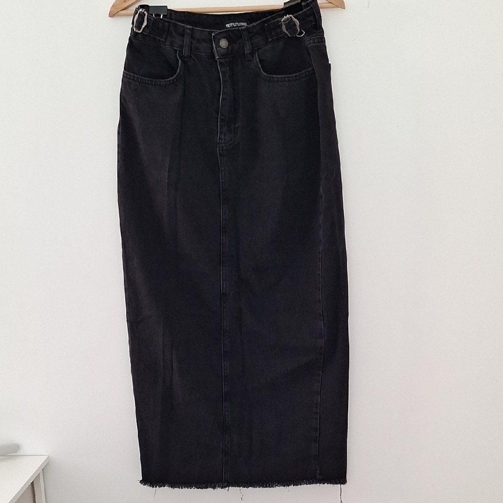 PrettyLittleThing Black Denim Skirt
